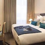 Hotel D -