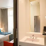 Hotel D -
