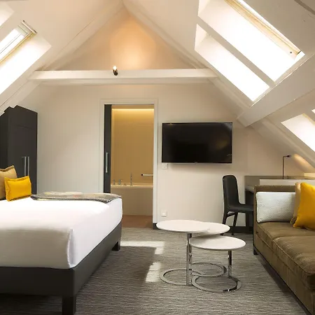 D - Hotel Estrasburgo
