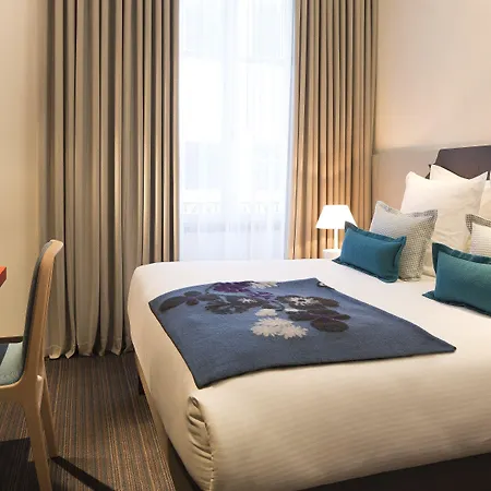 Hotel D -