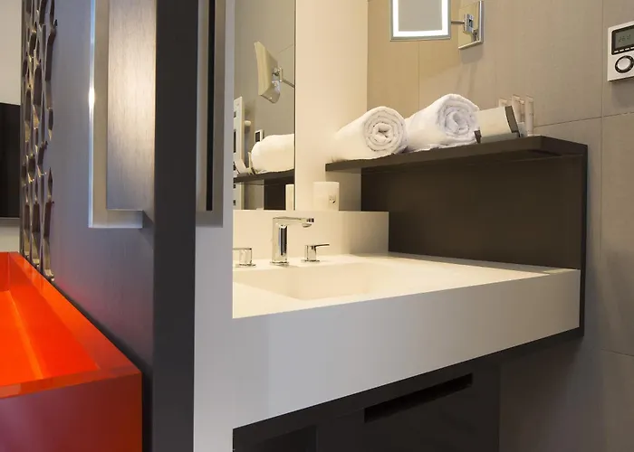 D - 4* 斯特拉斯堡